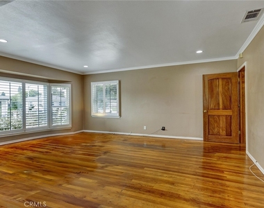 4350 Carfax - Photo Thumbnail 12