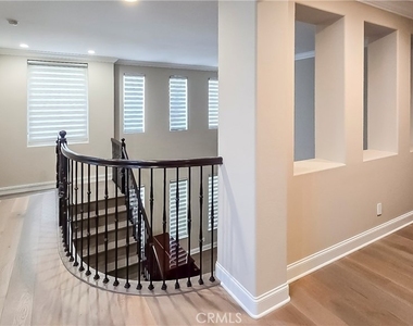 2055 Northam - Photo Thumbnail 7