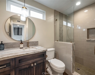 3404 Hightide Drive - Photo Thumbnail 16