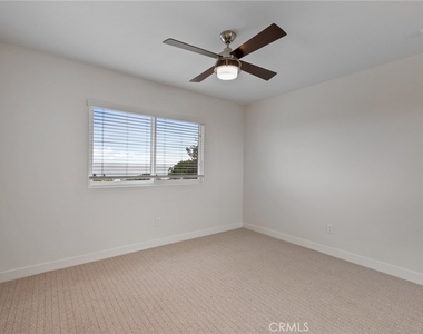 3404 Hightide Drive - Photo Thumbnail 17