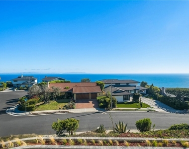 3404 Hightide Drive - Photo Thumbnail 33