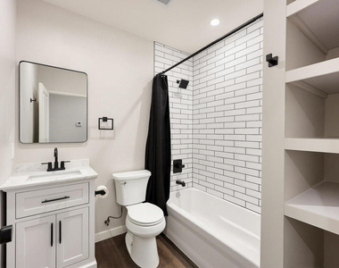 4419 Corliss Street - Photo Thumbnail 9