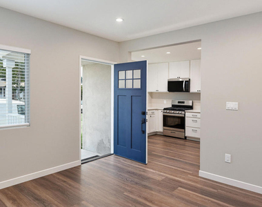 4419 Corliss Street - Photo Thumbnail 1