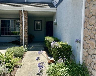 1066 Sheffield Place - Photo Thumbnail 1