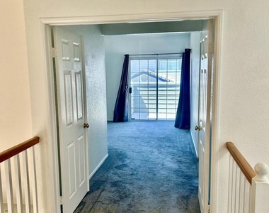 1066 Sheffield Place - Photo Thumbnail 11