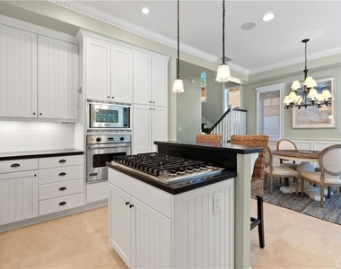 705 Goldenrod Avenue - Photo Thumbnail 9