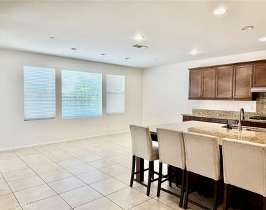 2746 E Wickford Street - Photo Thumbnail 6