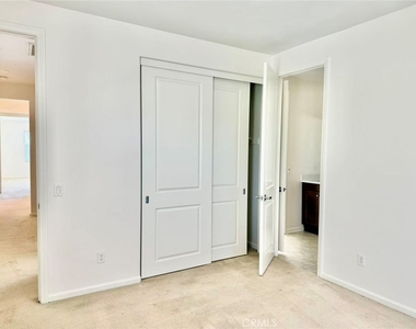 2746 E Wickford Street - Photo Thumbnail 17
