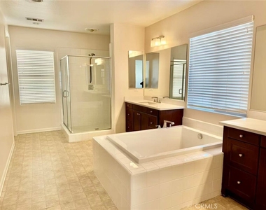 2746 E Wickford Street - Photo Thumbnail 13