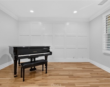 19 Bell Pasture Road - Photo Thumbnail 8