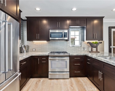 24322 Santa Clara Avenue - Photo Thumbnail 21
