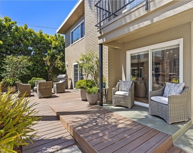 24322 Santa Clara Avenue - Photo Thumbnail 11