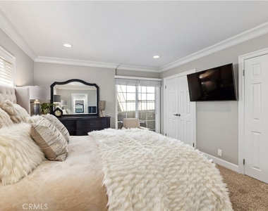 24322 Santa Clara Avenue - Photo Thumbnail 30