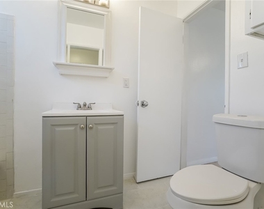 2513 E Tyler Street - Photo Thumbnail 13