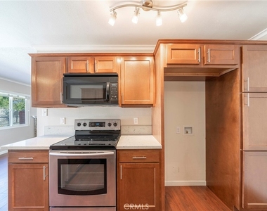 5125 W Crystal - Photo Thumbnail 7