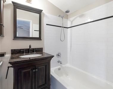 5125 W Crystal - Photo Thumbnail 19