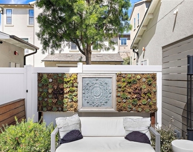 26 Yerra Street - Photo Thumbnail 14