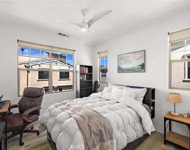 26 Yerra Street - Photo Thumbnail 49