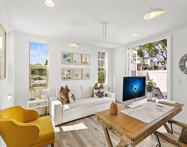 26 Yerra Street - Photo Thumbnail 22