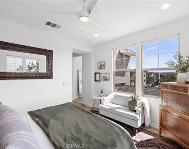 26 Yerra Street - Photo Thumbnail 45