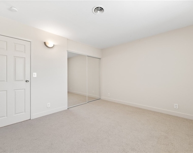 6431 Brown Circle - Photo Thumbnail 26