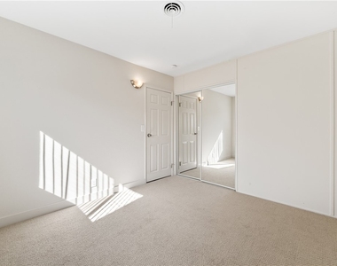 6431 Brown Circle - Photo Thumbnail 14