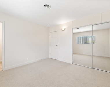 6431 Brown Circle - Photo Thumbnail 16