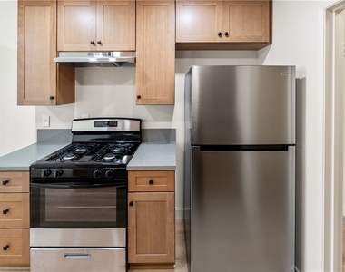 6431 Brown Circle - Photo Thumbnail 7