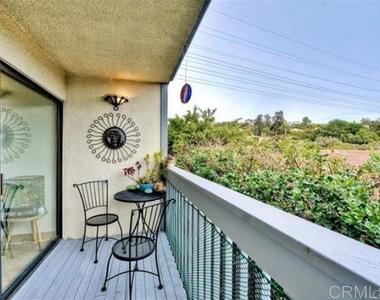 2388 Altisma Way - Photo Thumbnail 12