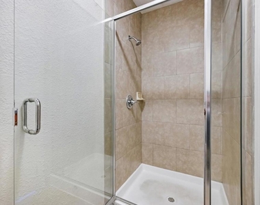 1286 Crestpoint Drive - Photo Thumbnail 27