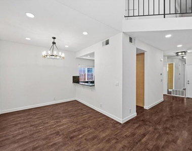 1286 Crestpoint Drive - Photo Thumbnail 10