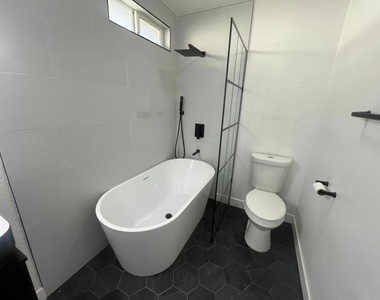 258 8th Street - Photo Thumbnail 14