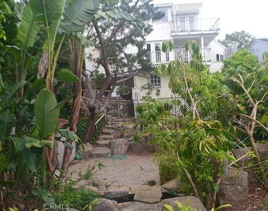 490 Diamond Street - Photo Thumbnail 18