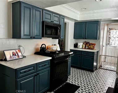 724 Cordelia Avenue - Photo Thumbnail 4