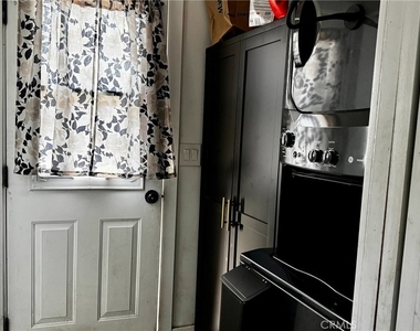 724 Cordelia Avenue - Photo Thumbnail 7