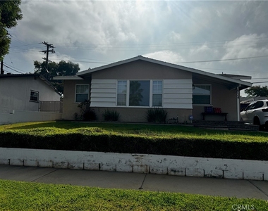 724 Cordelia Avenue - Photo Thumbnail 1