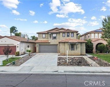 32372 Safflower - Photo Thumbnail 3