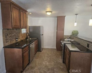 1223 Rose - Photo Thumbnail 19