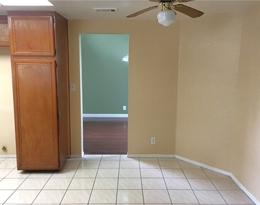 1349 Crestmont - Photo Thumbnail 3