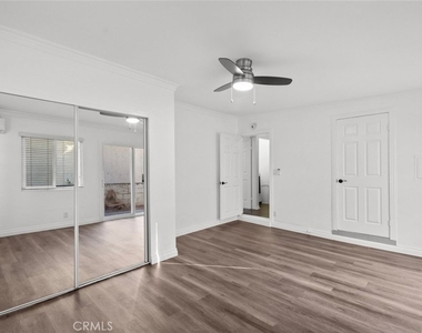 408 Spencer Street - Photo Thumbnail 16