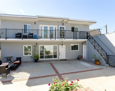408 Spencer Street - Photo Thumbnail 27