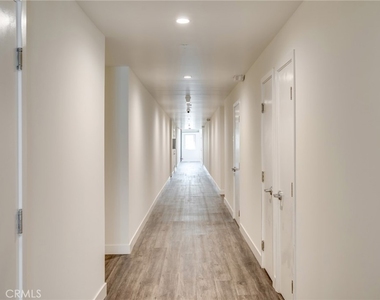 14526 Hartland Street - Photo Thumbnail 1