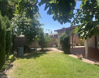 536 Sandsprings - Photo Thumbnail 31