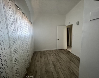 536 Sandsprings - Photo Thumbnail 7