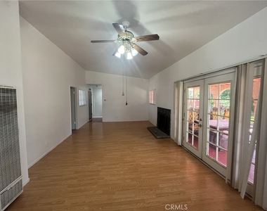 536 Sandsprings - Photo Thumbnail 1
