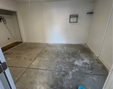 123 W 66th - Photo Thumbnail 8