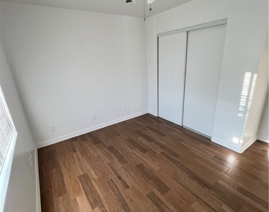 123 W 66th - Photo Thumbnail 26