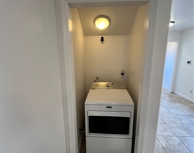123 W 66th - Photo Thumbnail 7