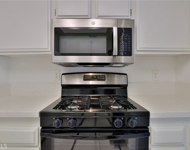 1184 Mohave Drive - Photo Thumbnail 16