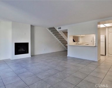 1184 Mohave Drive - Photo Thumbnail 4